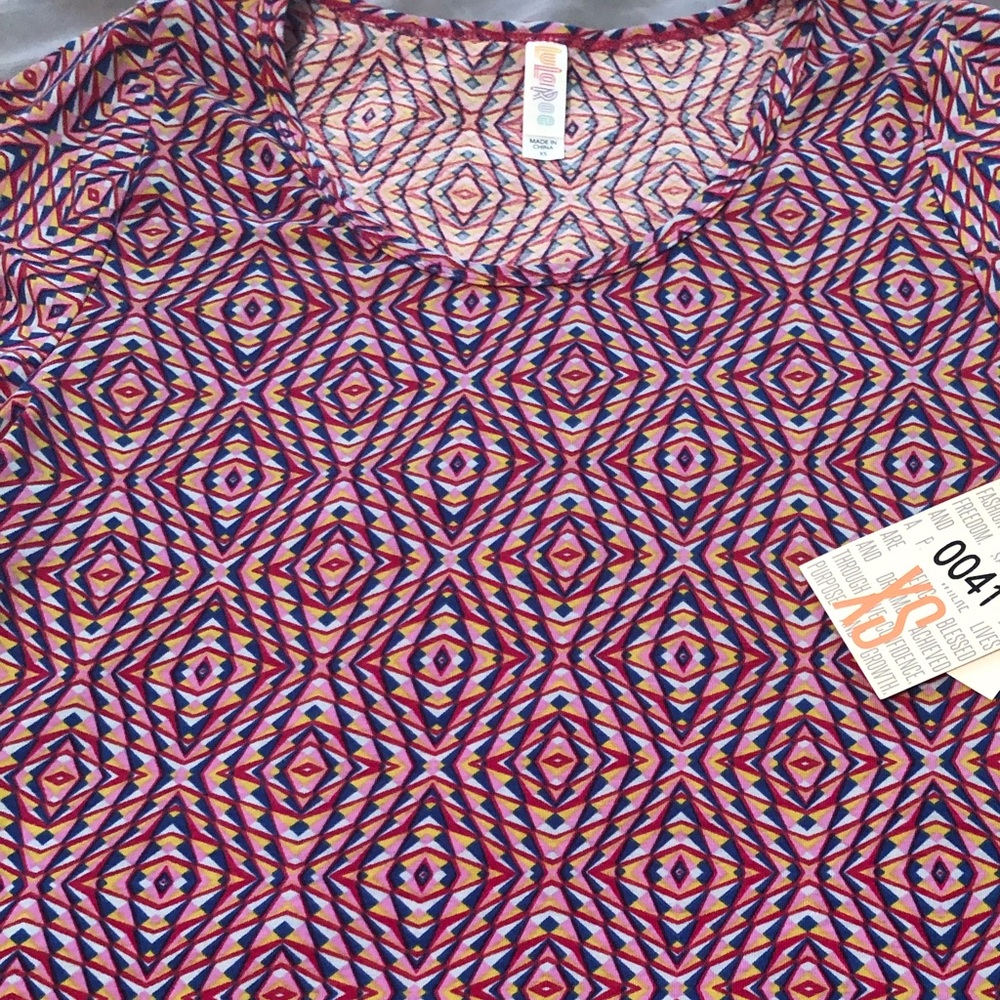 LuLaRoe Classic T
